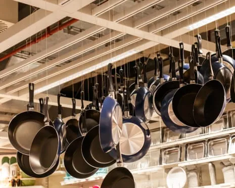 Non-Stick Eating, Garlic Milk and Striped Cattle Shine at 2025 Ig Nobel Awards